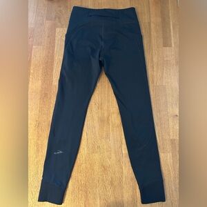 Brooks Momentum Thermal Tight